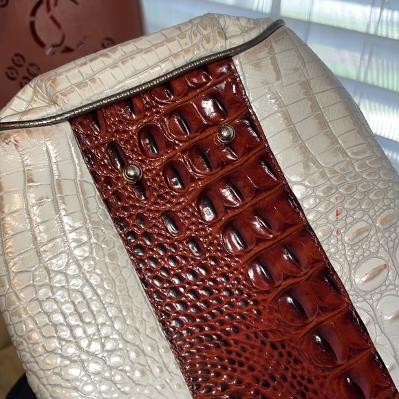 Sold! Authentic Brahmin bag with matching wallet - Picture 12 of 14